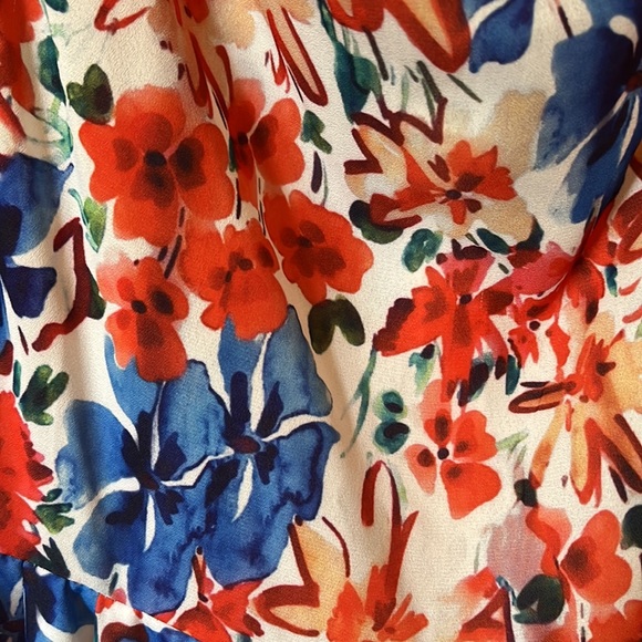 NWOT floral pleated midi - Picture 2 of 4
